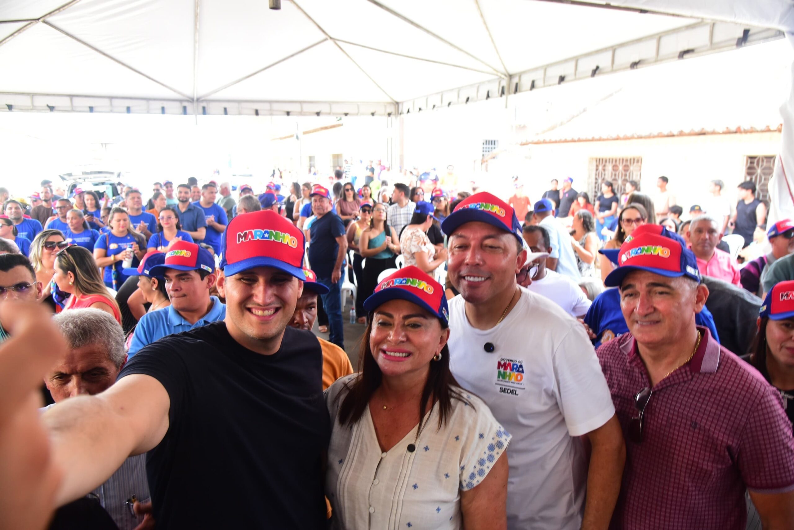 Governo do Maranhão entrega três quadras poliesportivas em Arari