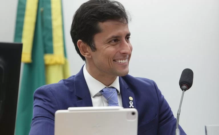 Duarte Jr. assume presidência da Comissão de Defesa dos Direitos das Pessoas com Deficiência na Câmara dos Deputados