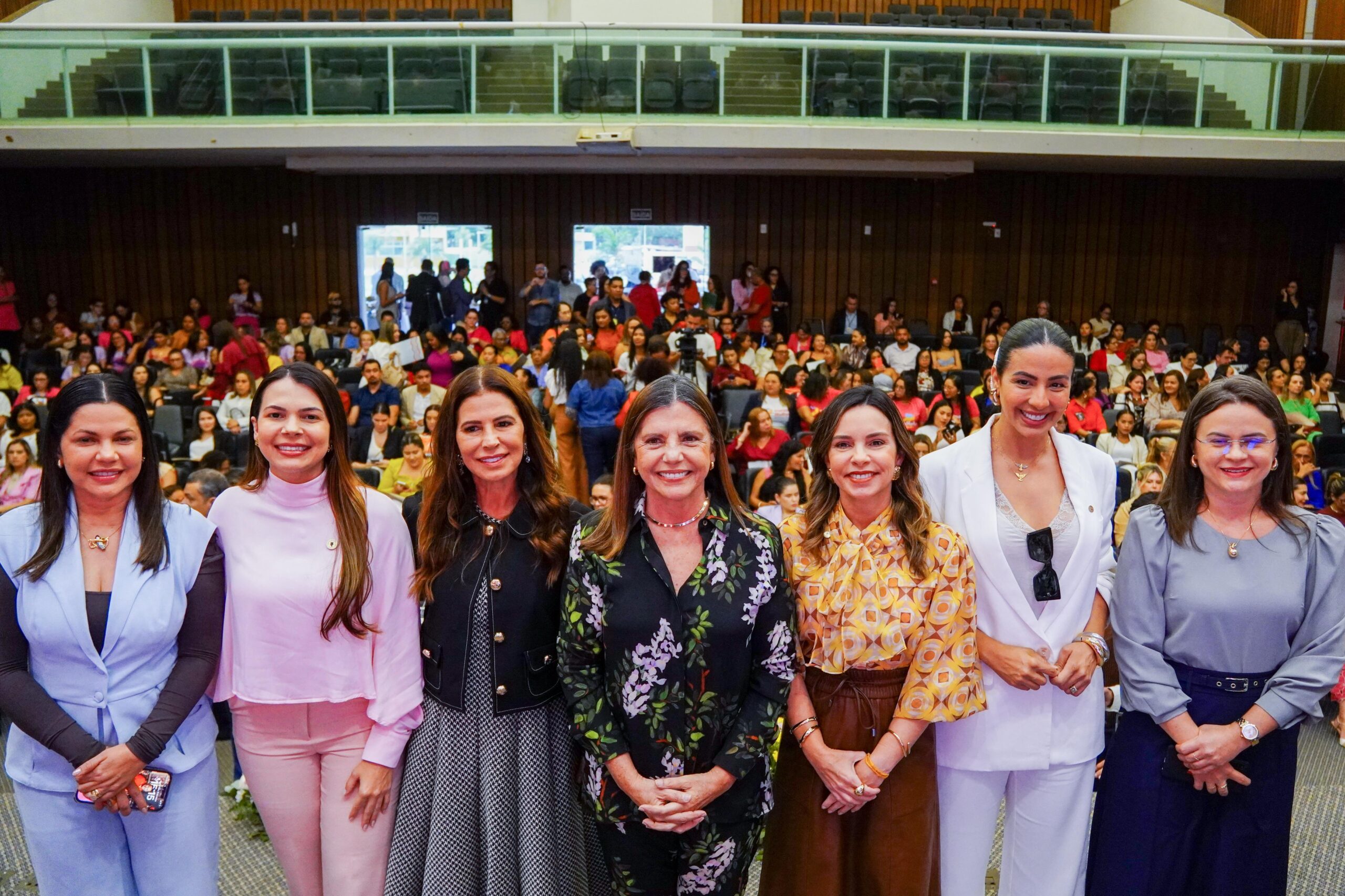 Assembleia promove tarde de diálogos sobre os desafios das mulheres na sociedade e na política