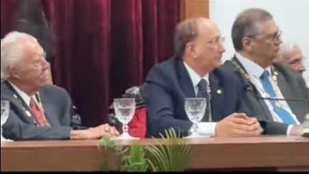 Flávio Dino e José Sarney se reencontram em posse na Academia Maranhense de Letras