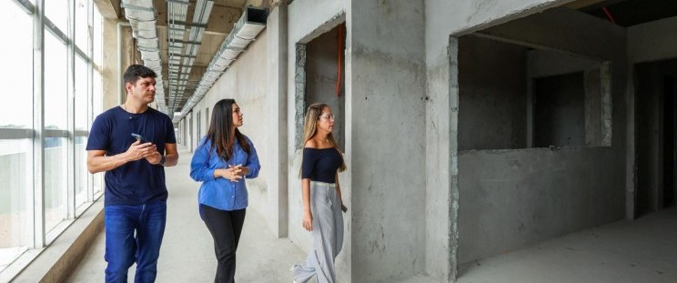 Hospital da Ilha amplia estrutura com 33 novos leitos de UTI em construção